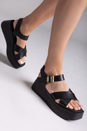 Πλατφόρμες δερμάτινες crossover RAGAZZA 0724 - Μαύρο - thefashionproject.gr - RAGAZZA