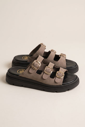 Leather Flatform Sandals Three Straps - Taupe-Flatform Sandals, Leather Sandals, Sandals, Shoes, TFP Collection, Women’s Collection, All, Summer Shoes Sale, Summer Sandals Sale, Sales, All but outlet, Shoes Sales, Recommended products (Seguno), Gifts 50€ & Under, The Fashion Edit, Leather Shoes, SS 2026 Collection, TFP/Estil, Sandals New & Selected, Sandals SALE