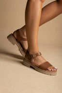 Δερμάτινα Flatform σανδάλια - καφέ ματ