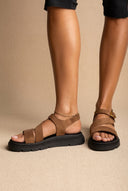 Nubuck Sandálias flatform tira no tornozelo - Mocha