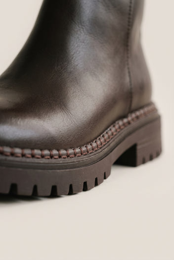 Casual Ankle Boots with Zipper - Brown Matte