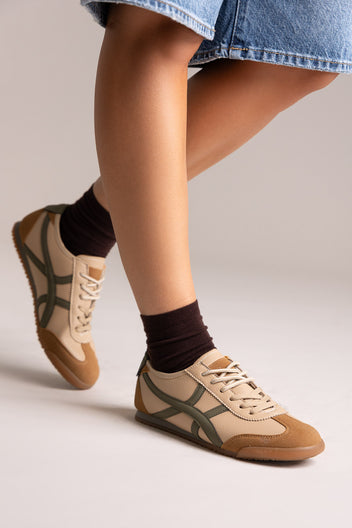 Low Top Bicolor Sneakers - Green
