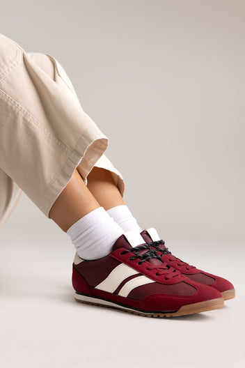 Low Top Sneakers - Bordeaux Matte