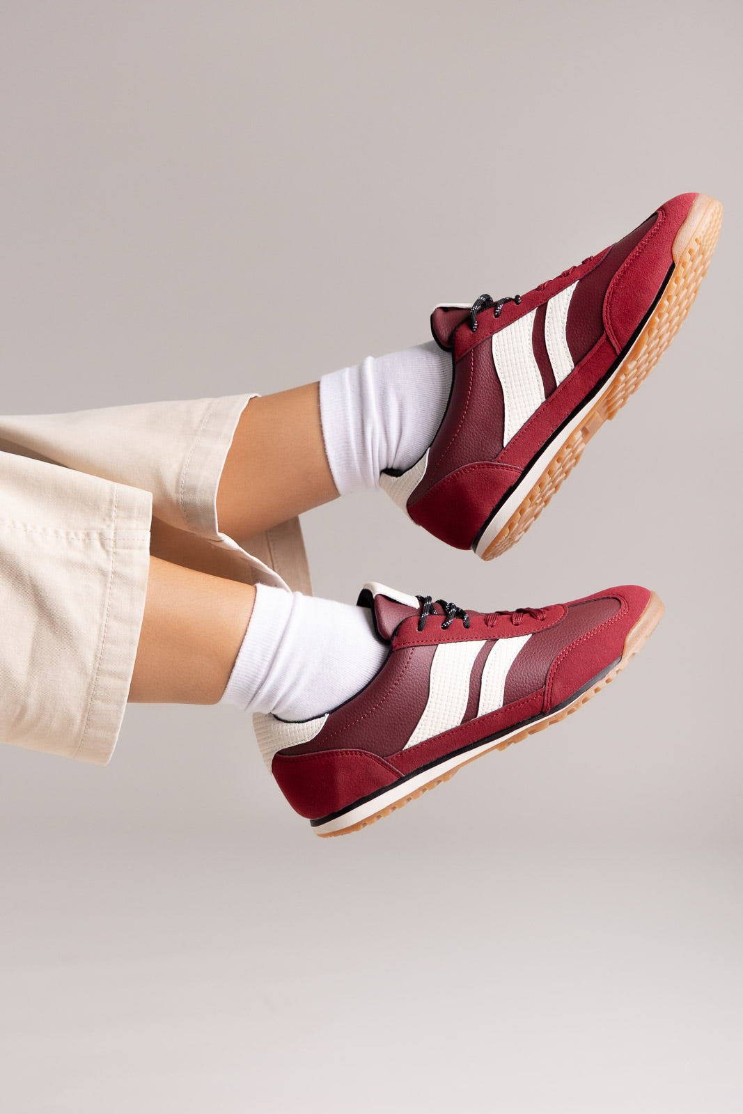 Low Top Sneakers - Bordeaux Matte