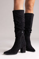 Μπότες μυτερές - Black Suede