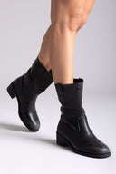 Μπότες αστραγάλου με χαμηλό τετράγωνο τακούνι - μαύρο ματ