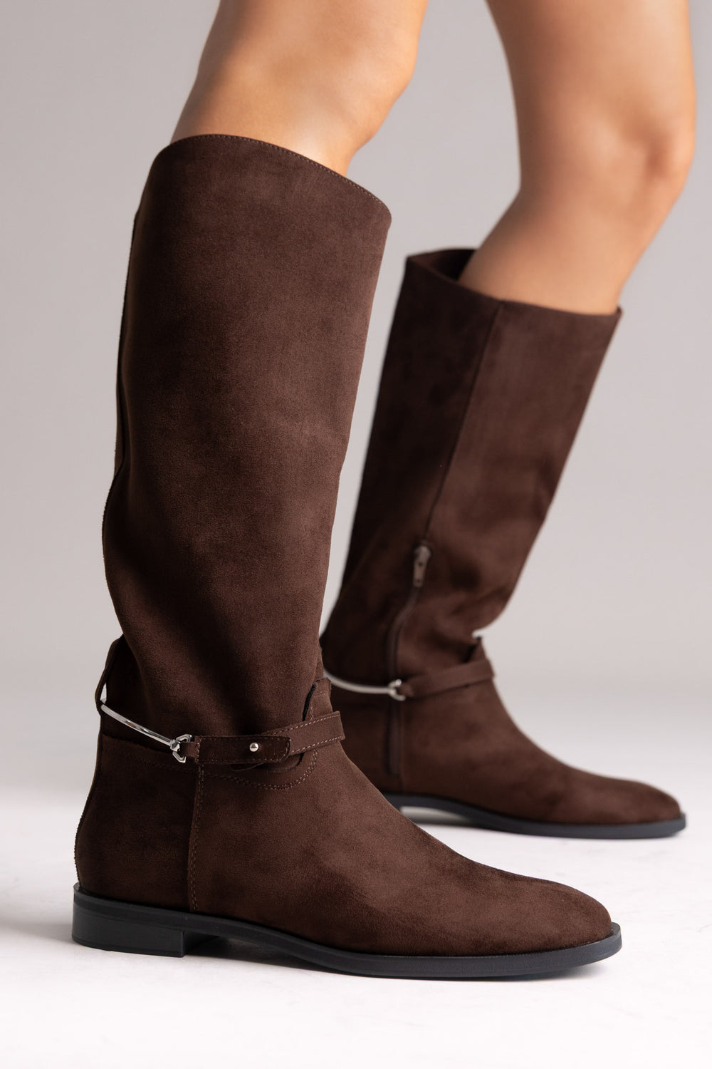 Μπότες ιππασίας Corina με μεταλλική λεπτομέρεια - καφέ σουέτ