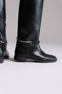 Μπότες ιππασίας Corina με μεταλλική λεπτομέρεια - Μαύρο Ματ