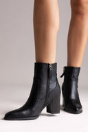 Μπότες αστραγάλου με χοντρό τακούνι - Μαύρο ματ