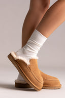 Χειμερινές παντόφλες με γούνα - Καμηλό Σουέτ