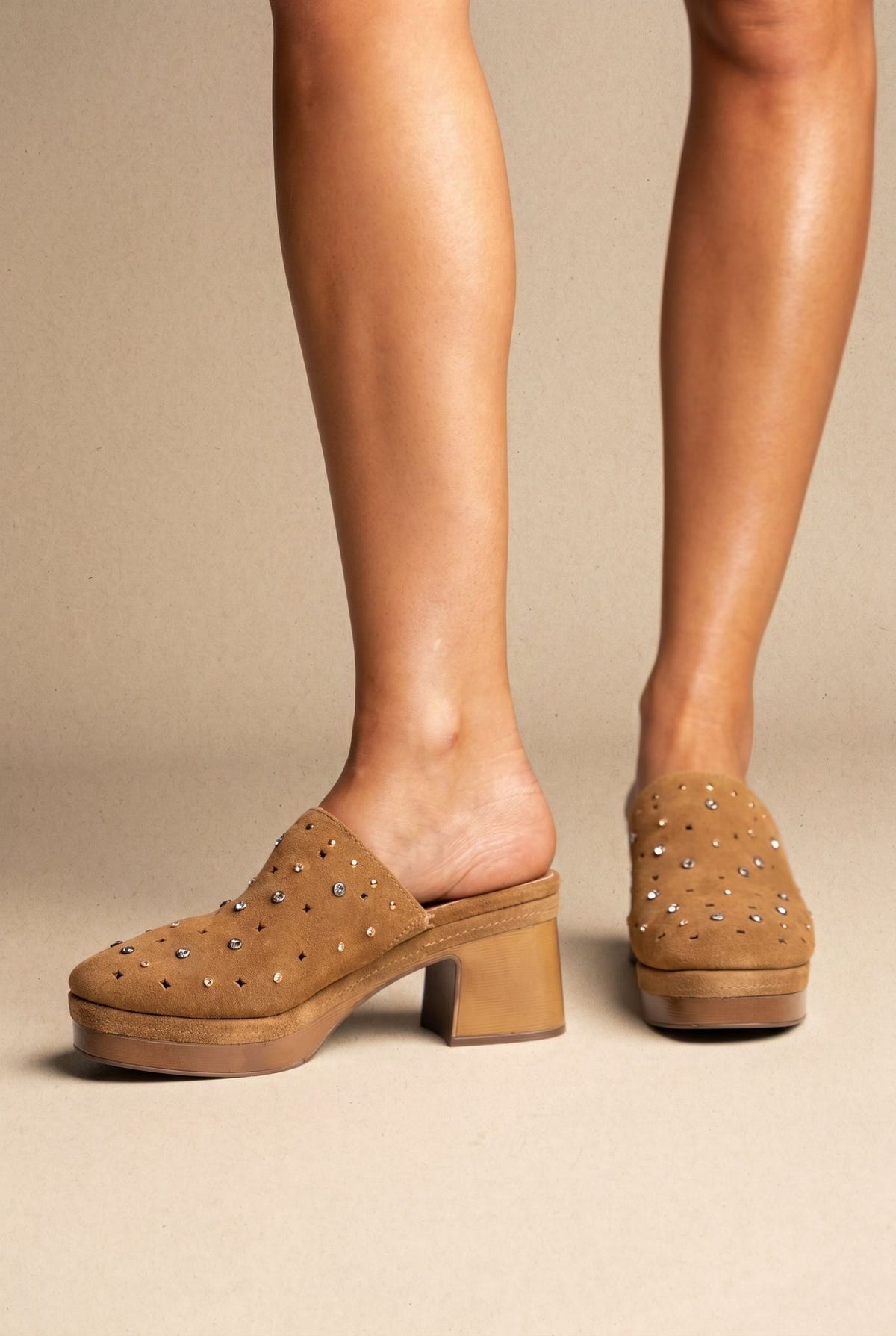Clogs Studded Detail - Camel Suede