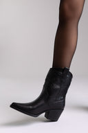 Μποτάκια αστραγάλου cowboy XTI 144718 - Μαύρο Μatte