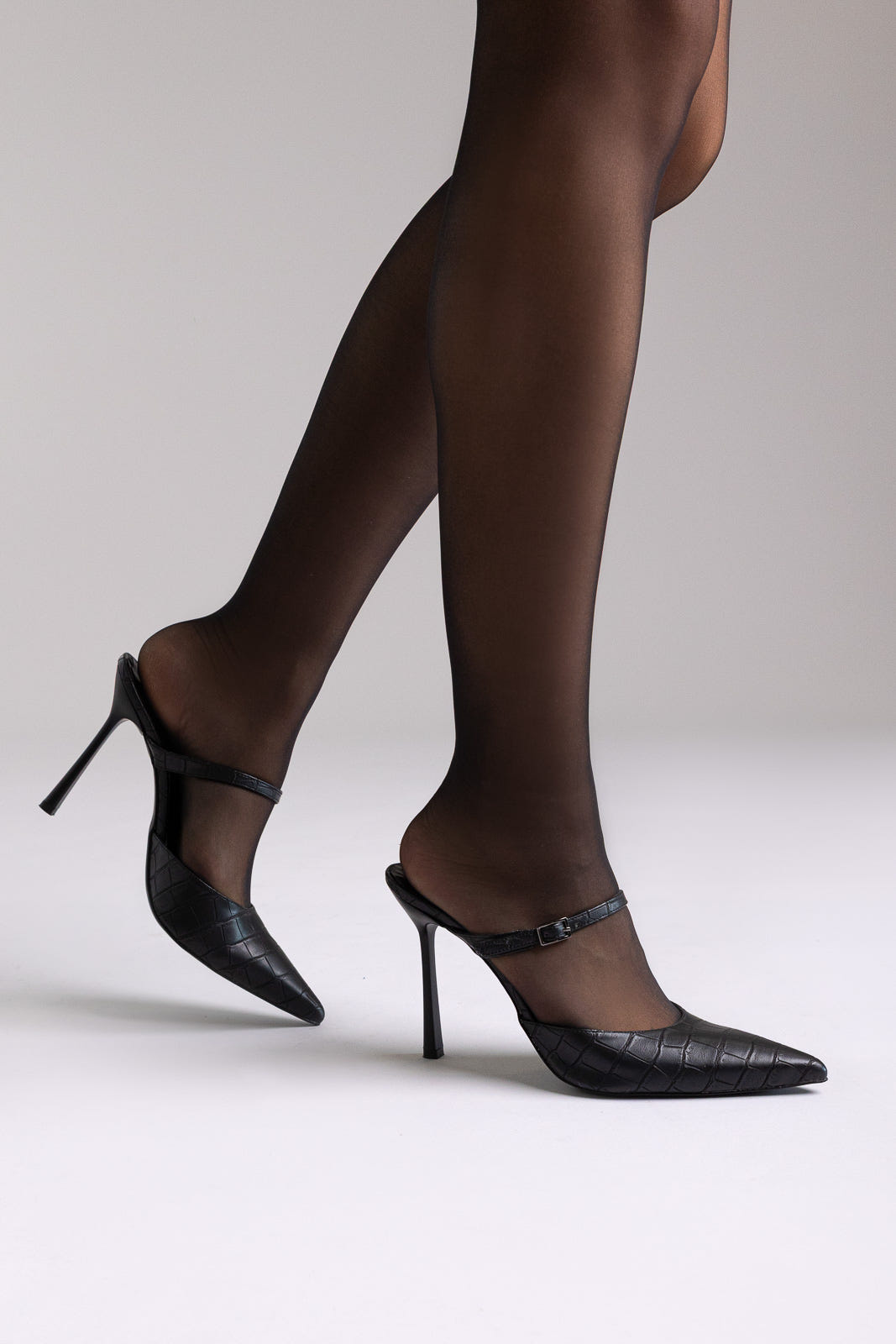 Mules stiletto con Croc estampado - Coco negro