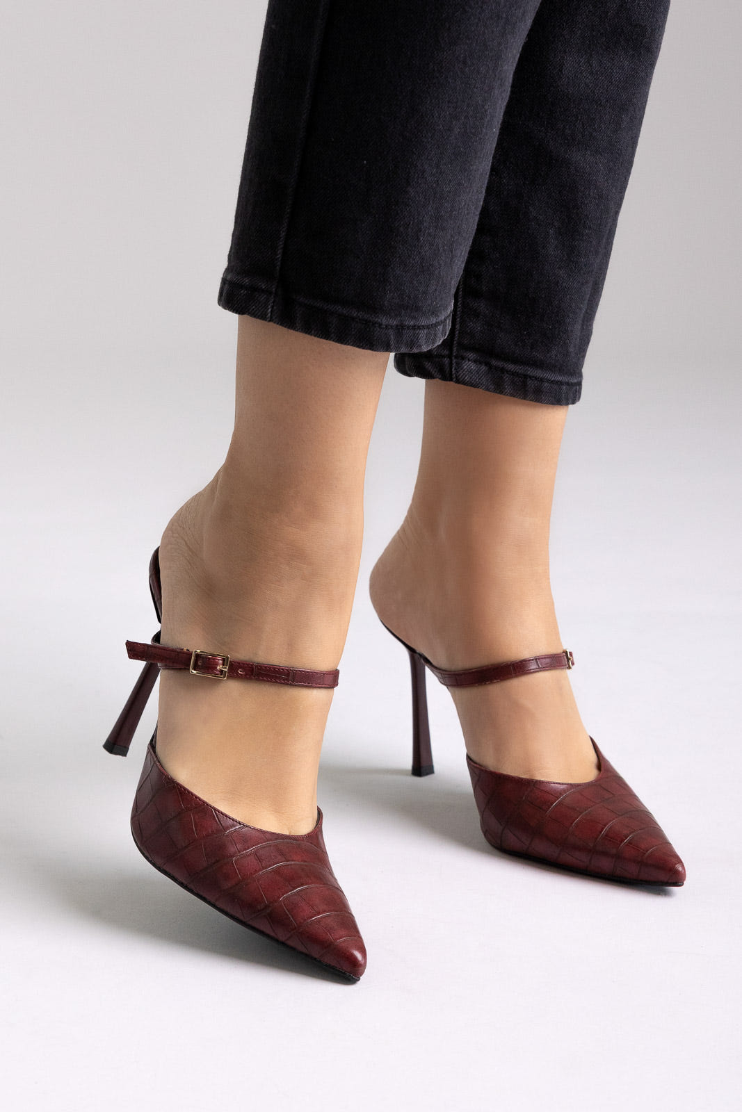 Mules mit Stilettoabsatz Croc Pattern – Burgundy Croc