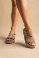 Δερμάτινα Flatform Σανδάλια - Μπεζ Σουέντ