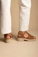 Sandali in camoscio con cinturino alla caviglia - Cuoio Suede