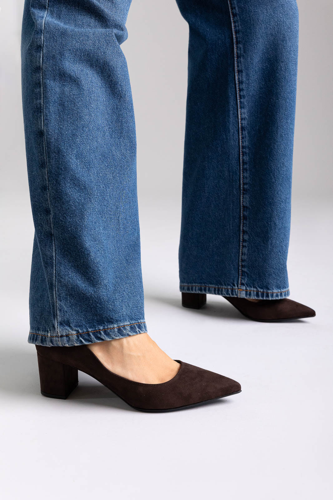 block tacco a punta Toe Décolleté - Marrone Suede