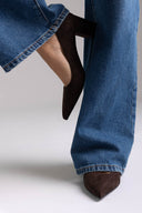 Γόβες με τακούνι block και μυτερή μύτη TFP - Καφέ Σουέτ