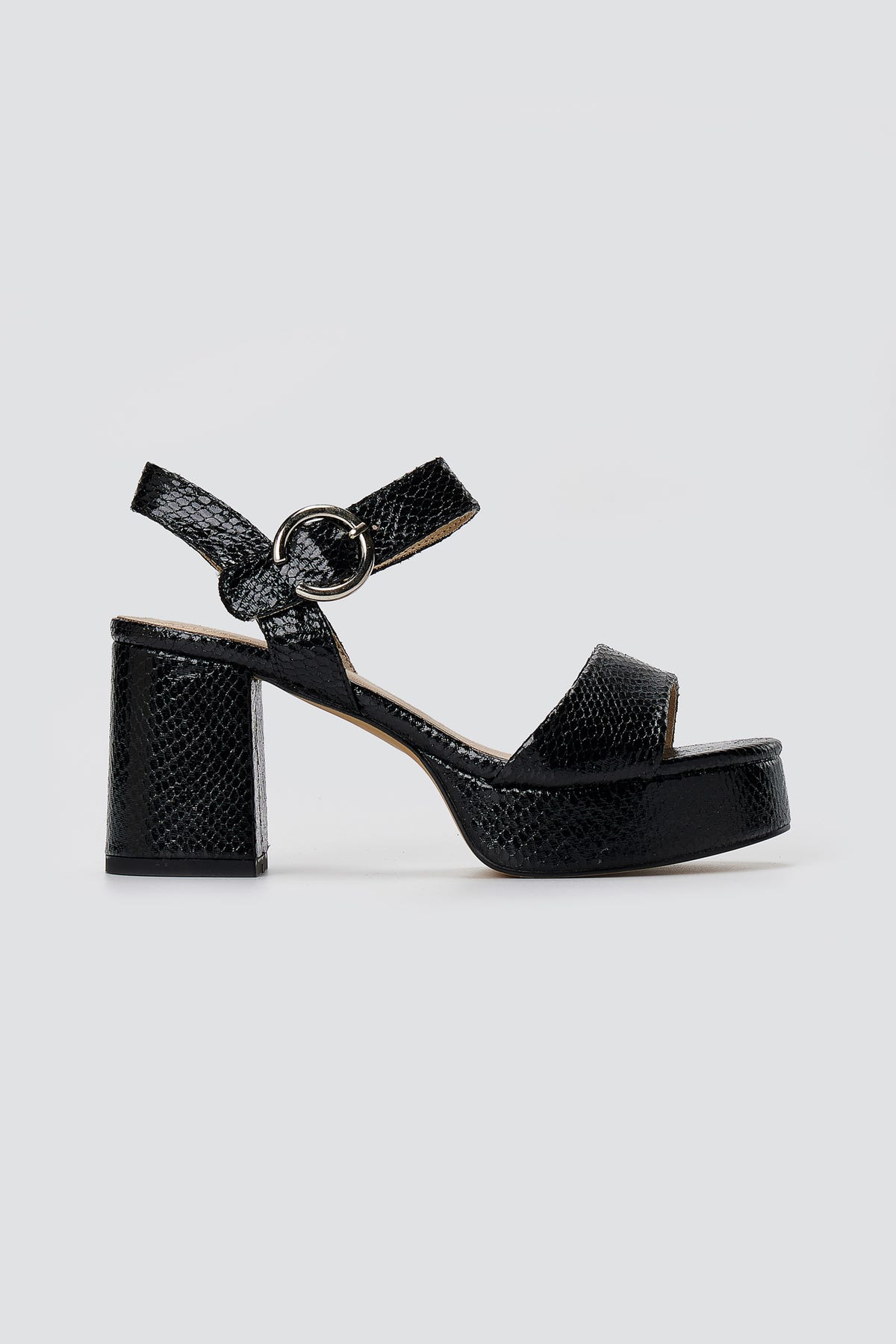 Πέδιλα με φιάπα και Snake Print - Μαύρο Ματ