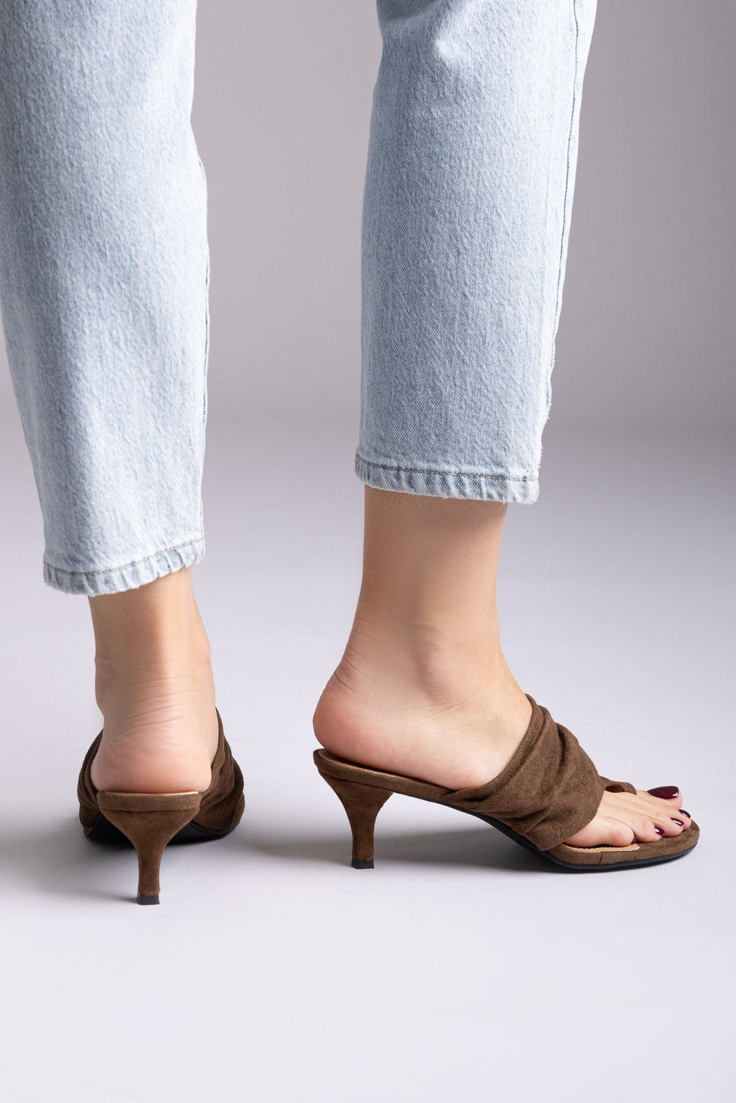 Kitten Heel Mules - Brown Suede