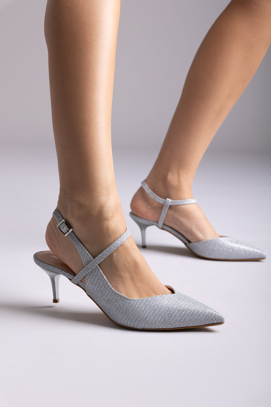 Slingback Kitten Heel Pumps - Silver Lurex