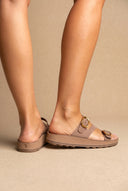 Sandales confort à boucle - Daim taupe