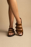 Σανδάλια με αγκράφα και ανατομικό πάτο - Καφέ Σουέντ