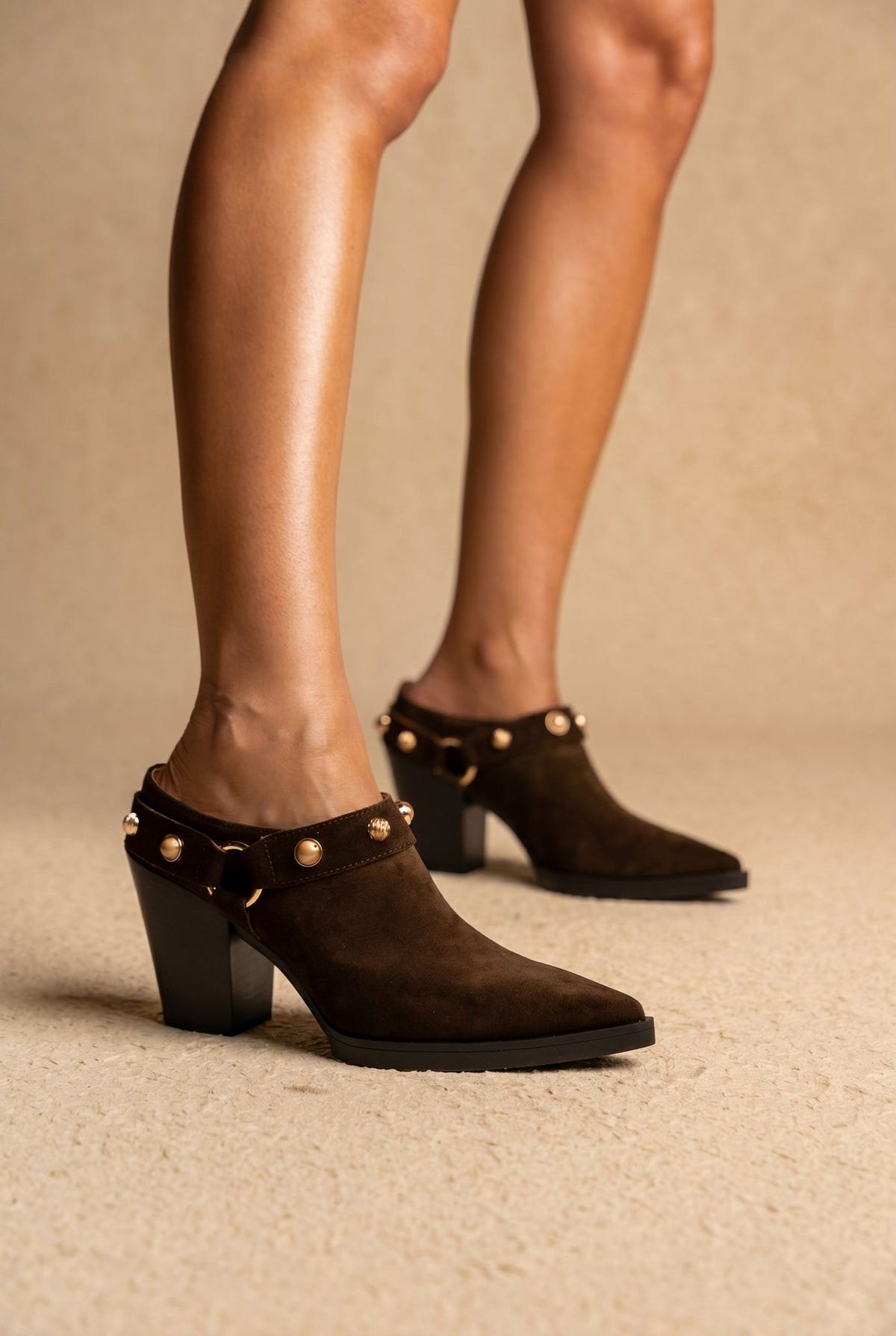 Studded Clogs Block Heel - Brown Suede