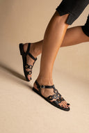 com tachas Sandálias fivela Strap - Preto Matte