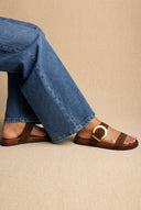 Sandales à boucle avec détail oversize - daim brun