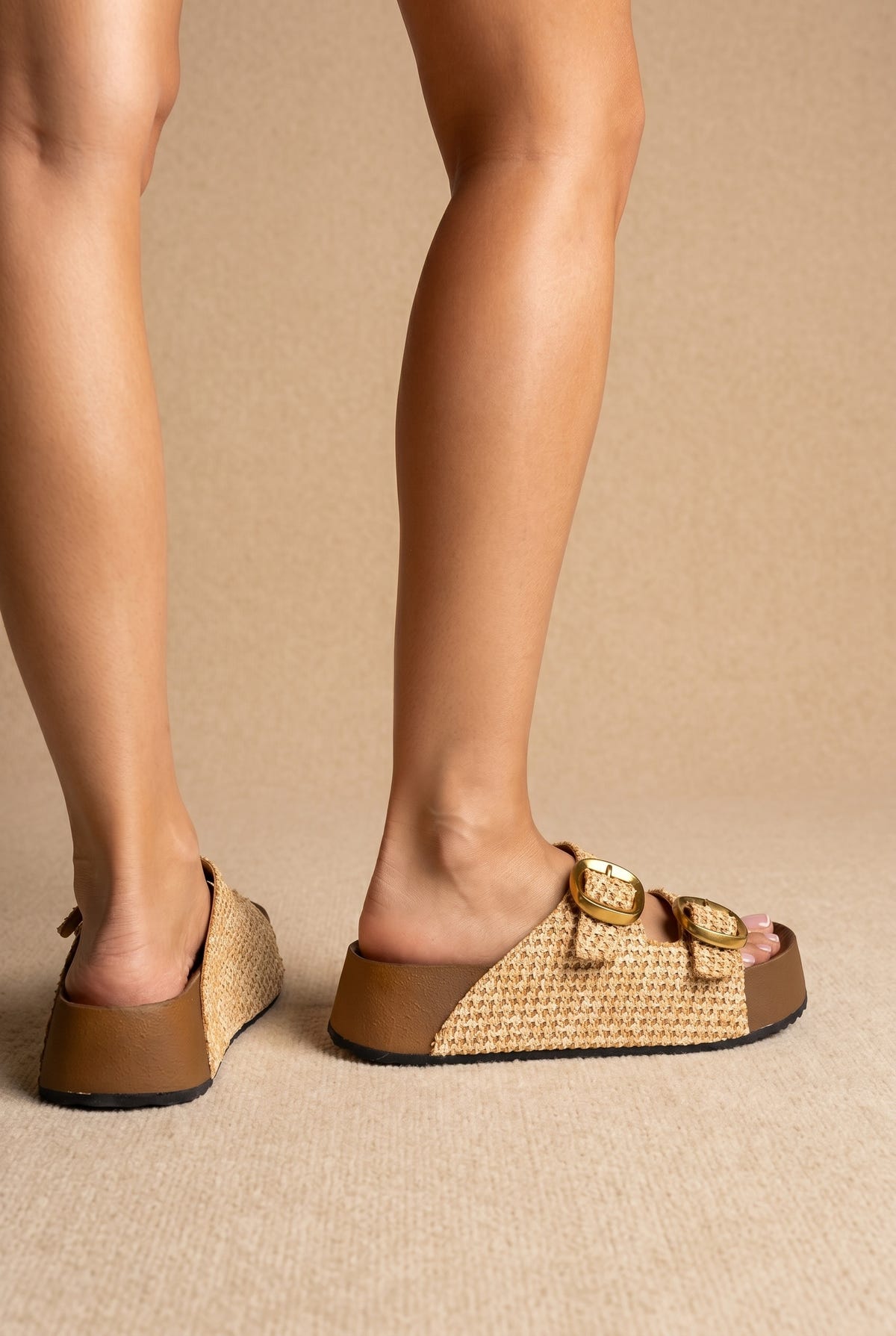 Flatform Sandals Buckle Detail - Beige Raffia
