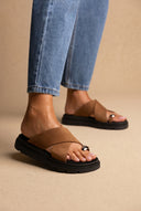 Toe Ring Flatform Sandali - Mocha
