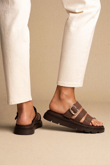 Toe Ring Flatform Sandals - Brown
