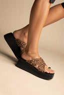 Sandalias plataforma de dedo - Ante leopardo