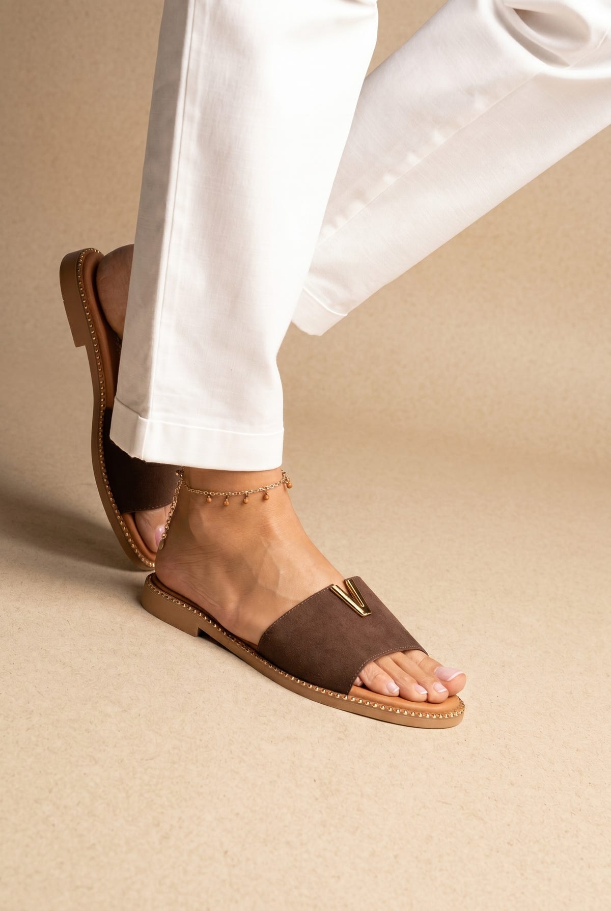 Sandales à brides découpées larges - daim marron