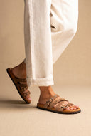 Sandalen Studded Strappy – Taupe Veloursleder