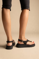 Flatform Toe Ring Sandals T-Strap - Black