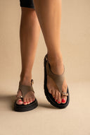 Flatform Toe Ring Sandals T-Strap - Khaki