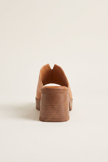 Block Heel Mules Cut Out - Tan Matte