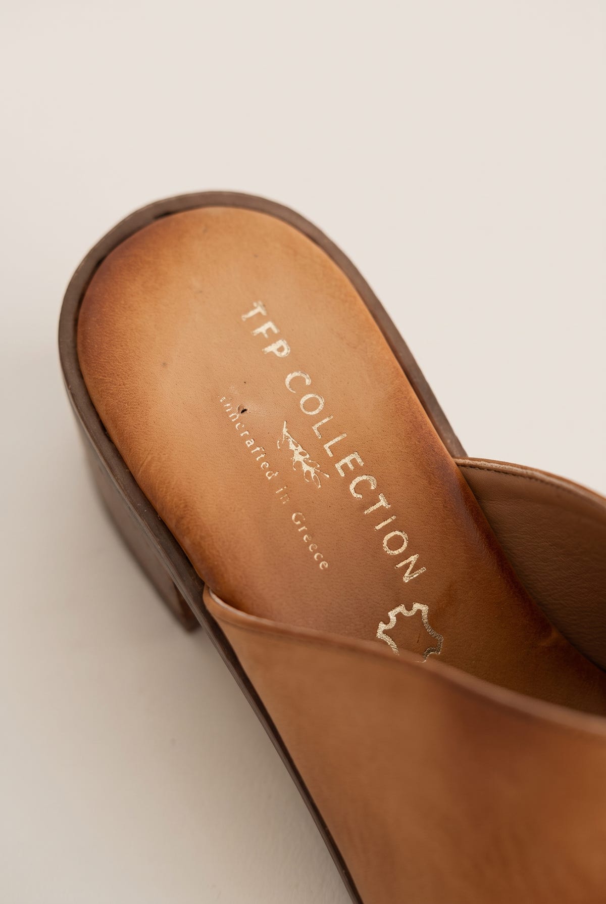 Block Heel Mules Cut Out - Tan Matte