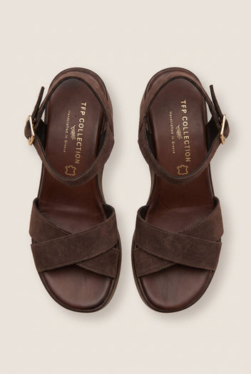 Platform Sandals Crossover Strap - Brown Suede-Best Sellers, Platforms, Shoes, TFP Collection, Women’s Collection, New In Shoes, All, Best Seller Shoes, Summer Shoes Sale, Sales, All but outlet, Editor’s Choice, Shoes Sales, Gifts 50€ & Under, The Fashion Edit, Leather Shoes, SS 2026 Collection, TFP/Estil, Platforms SALE, TEST — Best Sellers (Mini-PDP copy, not published)