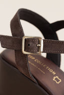 Platform Sandals Crossover Strap - Brown Suede-Best Sellers, Platforms, Shoes, TFP Collection, Women’s Collection, New In Shoes, All, Best Seller Shoes, Summer Shoes Sale, Sales, All but outlet, Editor’s Choice, Shoes Sales, Gifts 50€ & Under, The Fashion Edit, Leather Shoes, SS 2026 Collection, TFP/Estil, Platforms SALE, TEST — Best Sellers (Mini-PDP copy, not published)