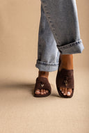 Flat Sandals Square Toe - Brown Suede