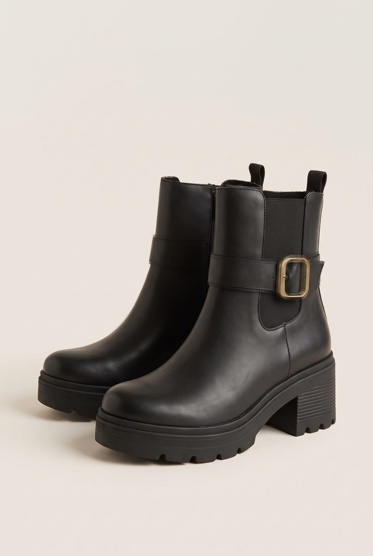 Chelsea-Stiefeletten mit Chunky-Sohle - Schwarz Matt