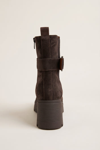 Chelsea-Stiefeletten mit Chunky-Sohle - Braunes Wildleder