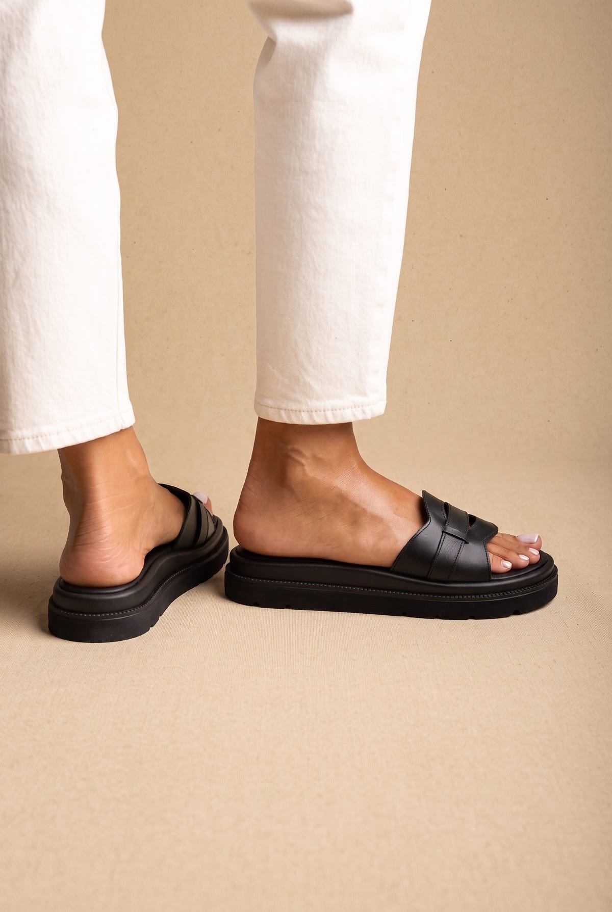 Flatform Sandals Wide Cut Out - Black Matte