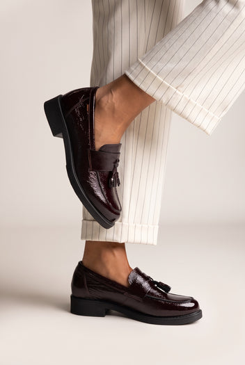 Loafers Fringe Detail - Burgundy Patent