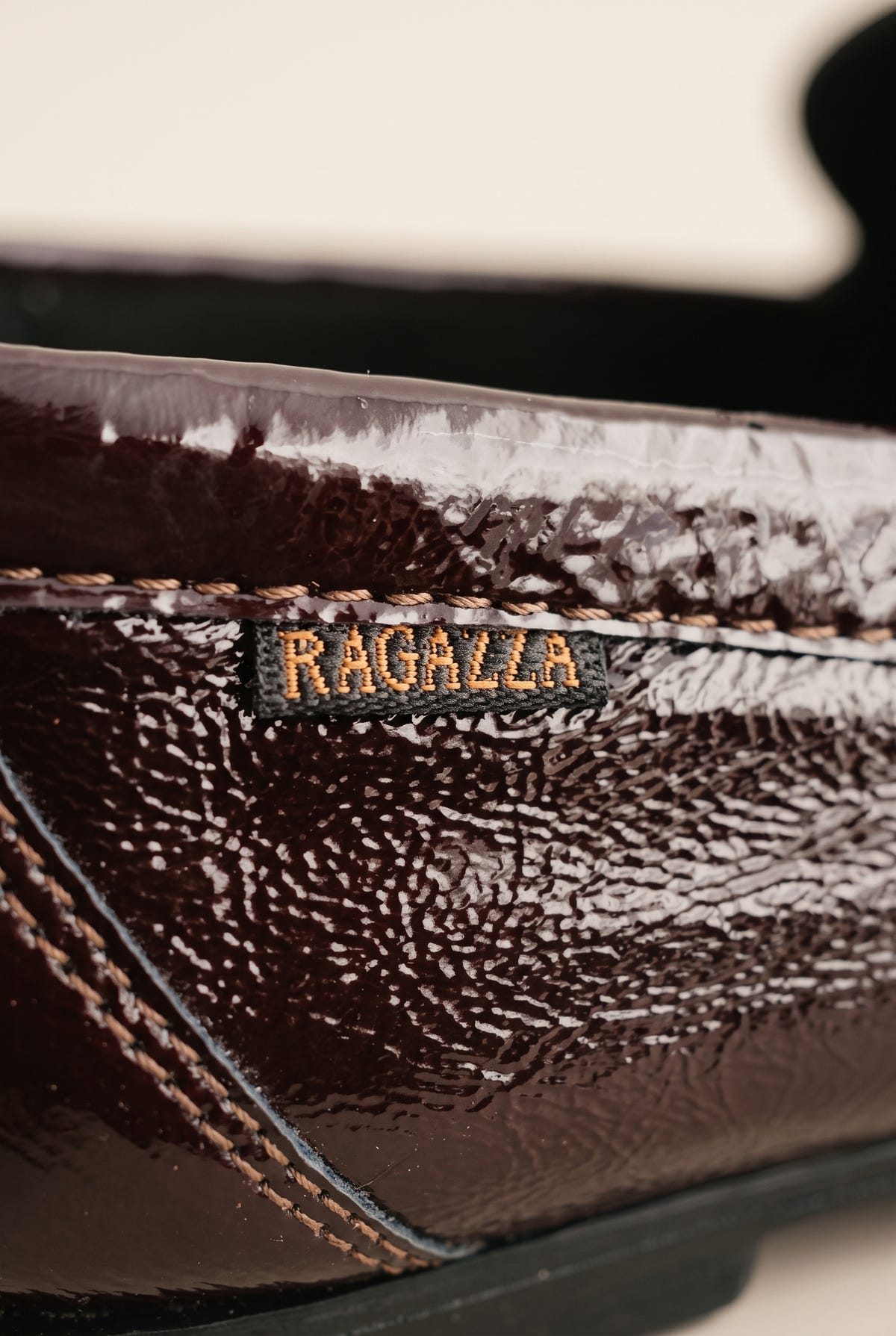 Loafers Fringe Detail - Burgundy Patent