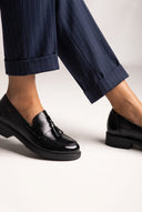 Loafer mit Fransendetail – Schwarz Lack