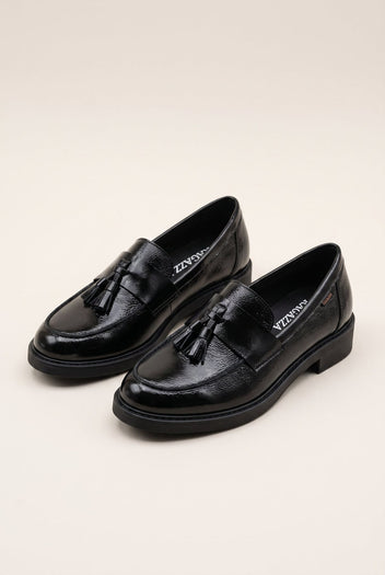 Loafers Fringe Detail - Black Patent